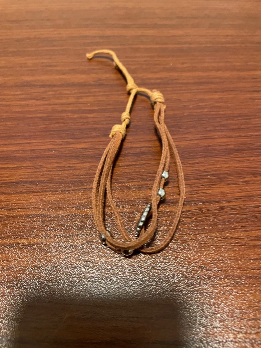 NWOT Temu Women’s Adjustable Brown Faux-Suede Bracelet with Silver Metal Beads